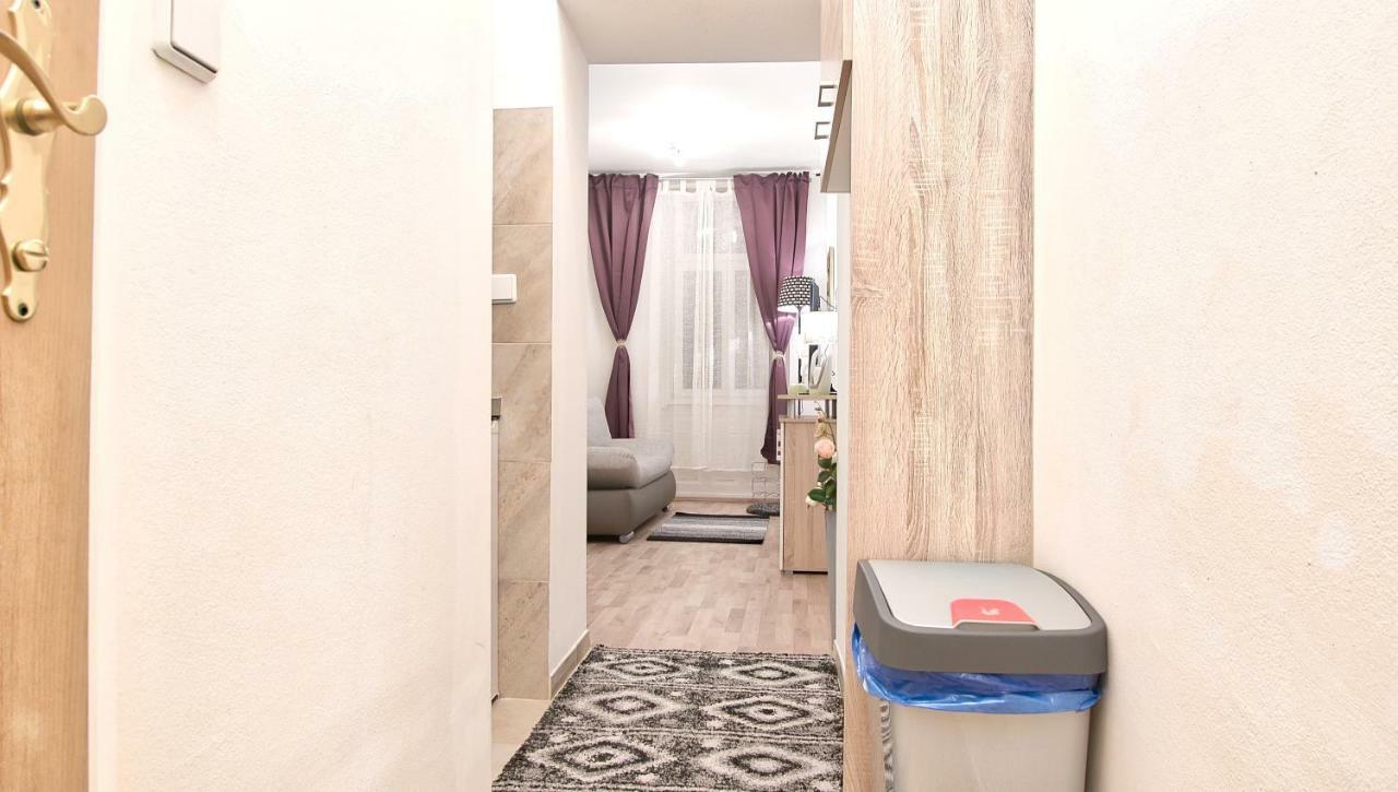 Spongebob Apartment Viyana Dış mekan fotoğraf
